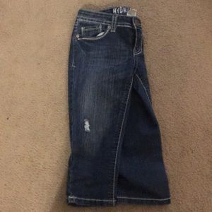 Hydraulic Jean Capris